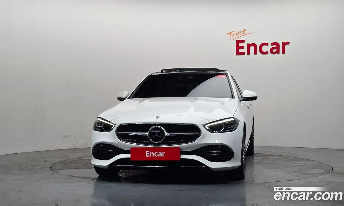 Mercedes-Benz C-Class 2023 2.0 автомат (гидро), фото 3