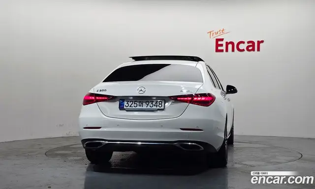 Mercedes-Benz C-Class 2023 2.0 автомат (гидро), миниатюра 4