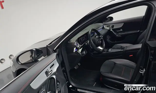 Mercedes-Benz CLA-Class 2025 2.0 автомат (гидро), миниатюра 12