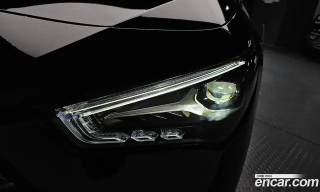 Mercedes-Benz CLA-Class 2025 2.0 автомат (гидро), миниатюра 7