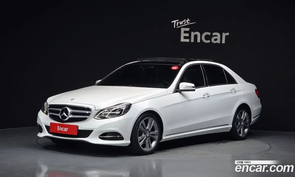 Mercedes-Benz E-Class 2013 3.5 автомат (гидро), фото 1 Mercedes-Benz E-Class 2013 3.5 автомат (гидро), фото 1