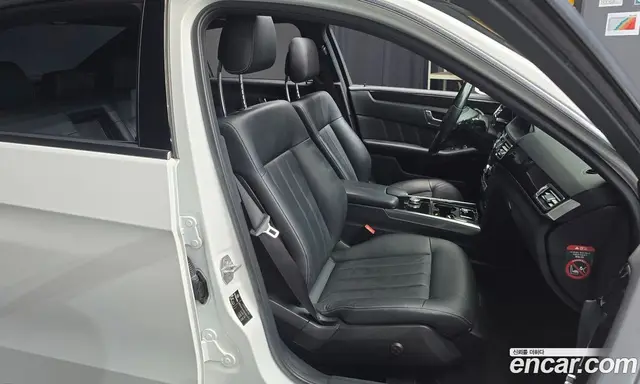 Mercedes-Benz E-Class 2013 3.5 автомат (гидро), миниатюра 12