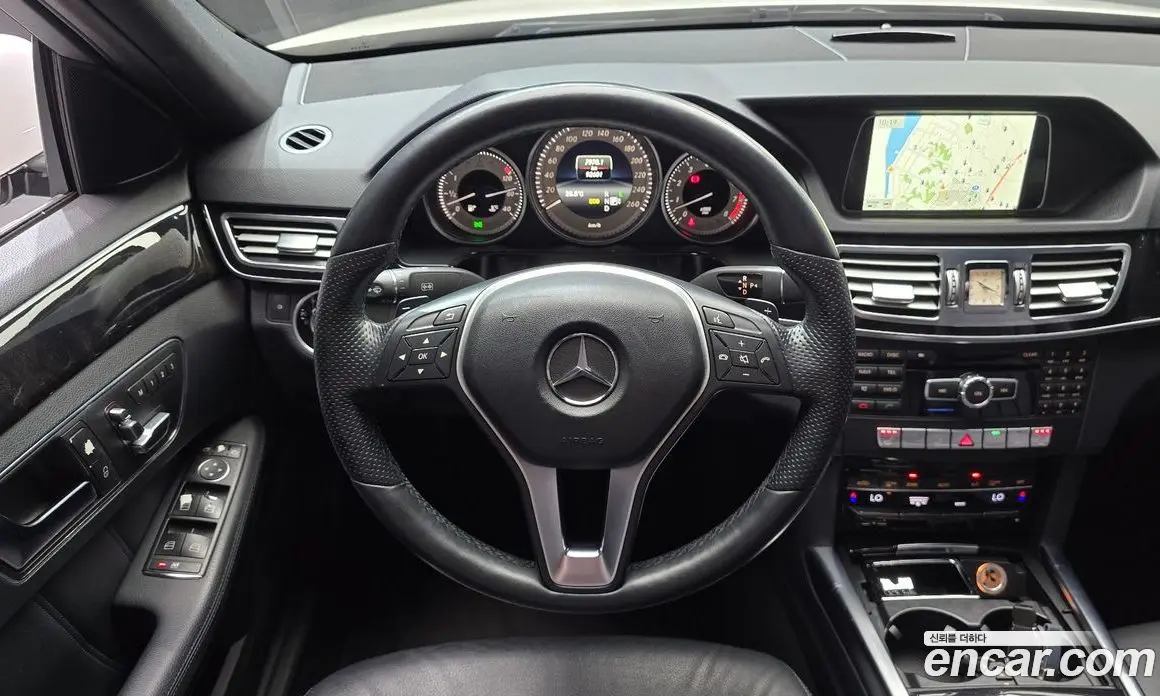 Mercedes-Benz E-Class 2013 3.5 автомат (гидро), фото 13 Mercedes-Benz E-Class 2013 3.5 автомат (гидро), фото 13