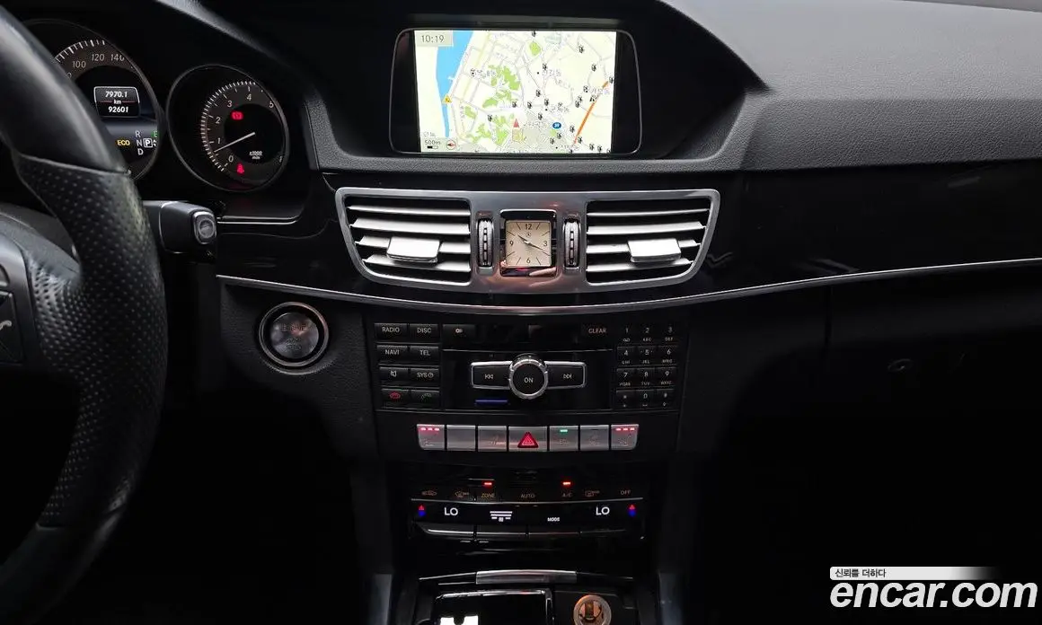 Mercedes-Benz E-Class 2013 3.5 автомат (гидро), фото 19 Mercedes-Benz E-Class 2013 3.5 автомат (гидро), фото 19