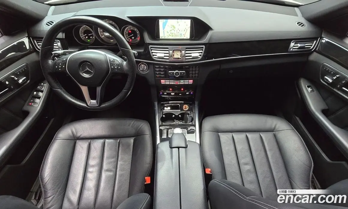 Mercedes-Benz E-Class 2013 3.5 автомат (гидро), фото 7 Mercedes-Benz E-Class 2013 3.5 автомат (гидро), фото 7
