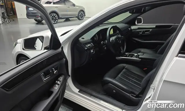 Mercedes-Benz E-Class 2013 3.5 автомат (гидро), миниатюра 10 Mercedes-Benz E-Class 2013 3.5 автомат (гидро), миниатюра 10