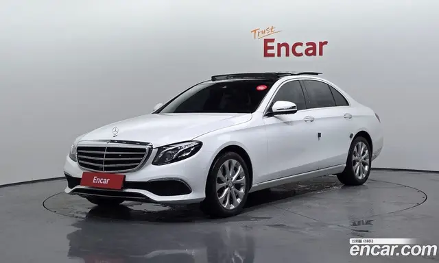 Mercedes-Benz E-Class 2016 2.0 автомат (гидро), миниатюра 1