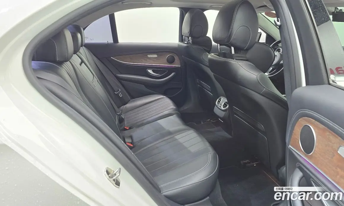 Mercedes-Benz E-Class 2016 2.0 автомат (гидро), фото 19