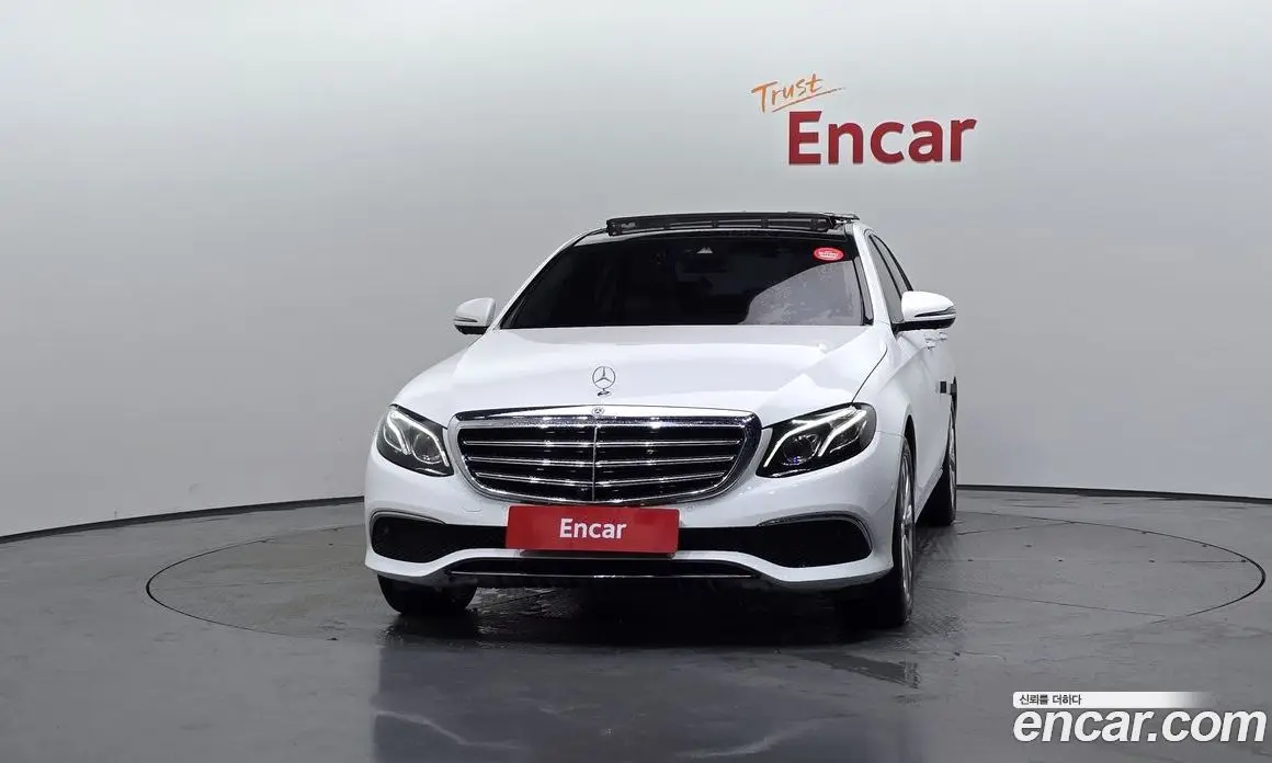 Mercedes-Benz E-Class 2016 2.0 автомат (гидро), фото 3