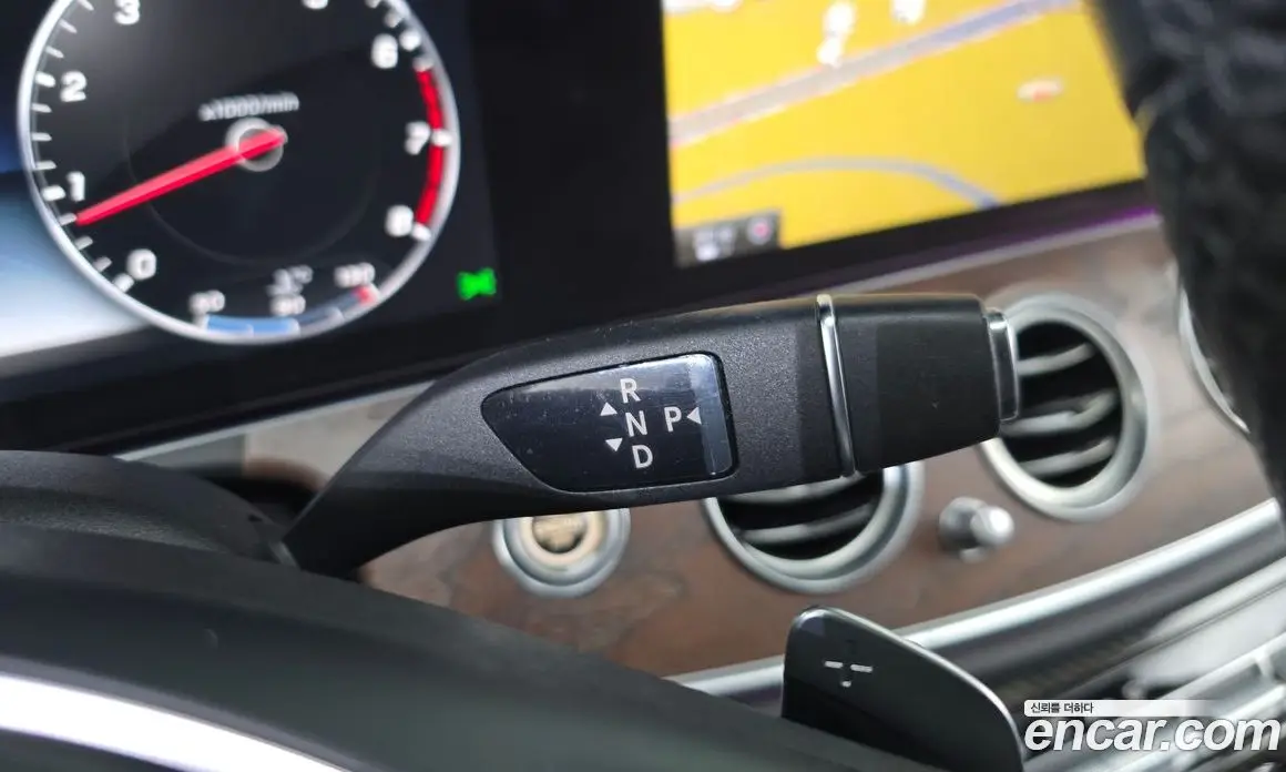 Mercedes-Benz E-Class 2016 2.0 автомат (гидро), фото 9
