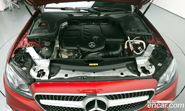 Mercedes-Benz E-Class 2017 1.9 автомат (гидро), миниатюра 6