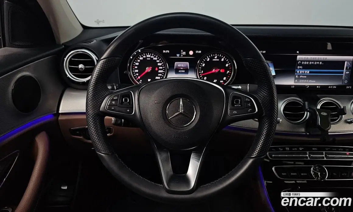 Mercedes-Benz E-Class 2018 2.0 автомат (гидро), фото 19