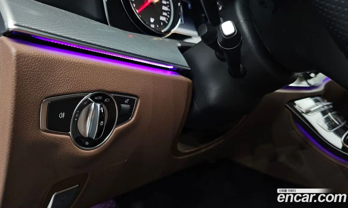 Mercedes-Benz E-Class 2018 2.0 автомат (гидро), фото 26