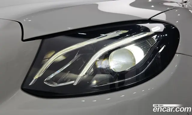 Mercedes-Benz E-Class 2018 2.0 автомат (гидро), миниатюра 8