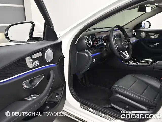 Mercedes-Benz E-Class 2019 2.0 автомат (гидро), миниатюра 11 Mercedes-Benz E-Class 2019 2.0 автомат (гидро), миниатюра 11