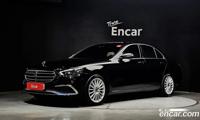 Mercedes-Benz E-Class 2021 1.9 автомат (гидро), миниатюра 1