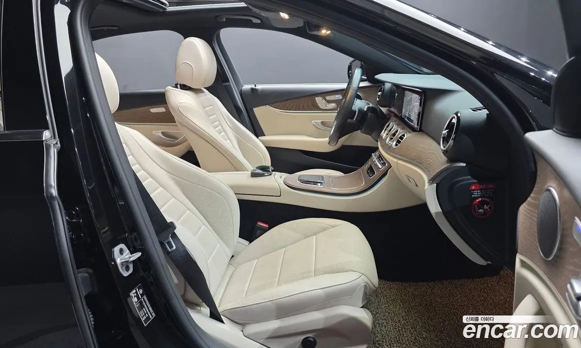 Mercedes-Benz E-Class 2021 1.9 автомат (гидро), фото 16