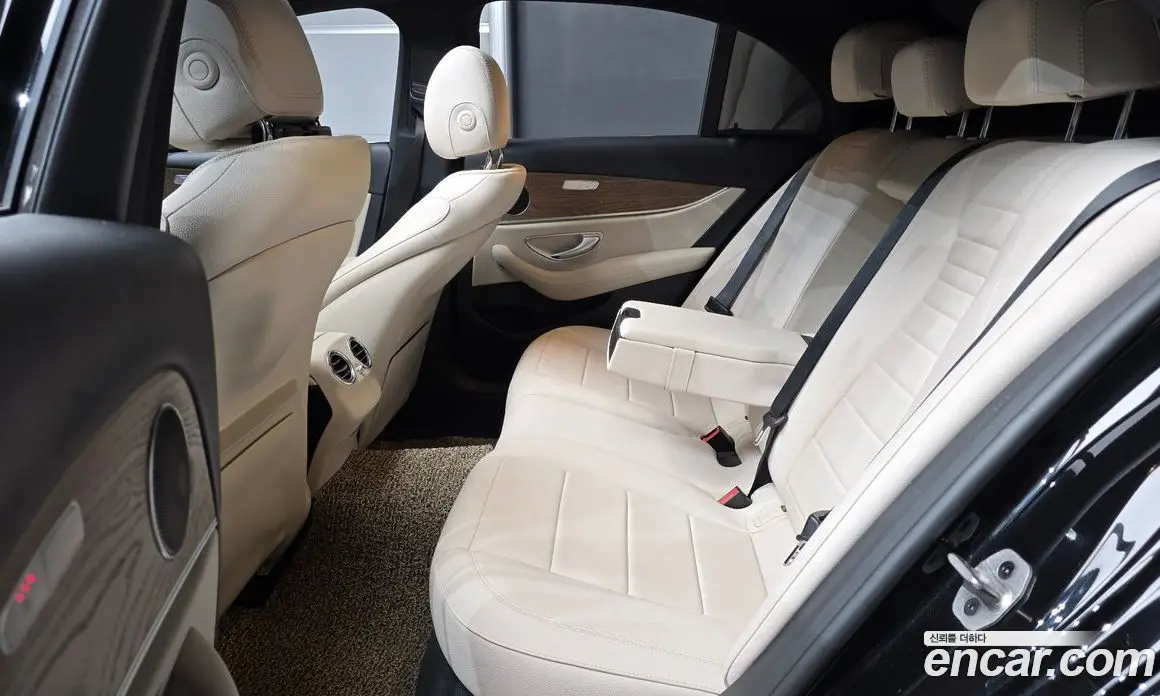 Mercedes-Benz E-Class 2021 1.9 автомат (гидро), фото 18