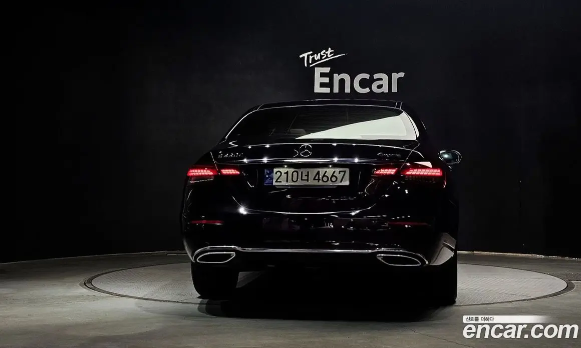 Mercedes-Benz E-Class 2021 1.9 автомат (гидро), фото 4