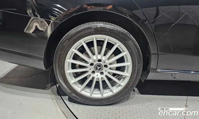 Mercedes-Benz E-Class 2021 1.9 автомат (гидро), миниатюра 5