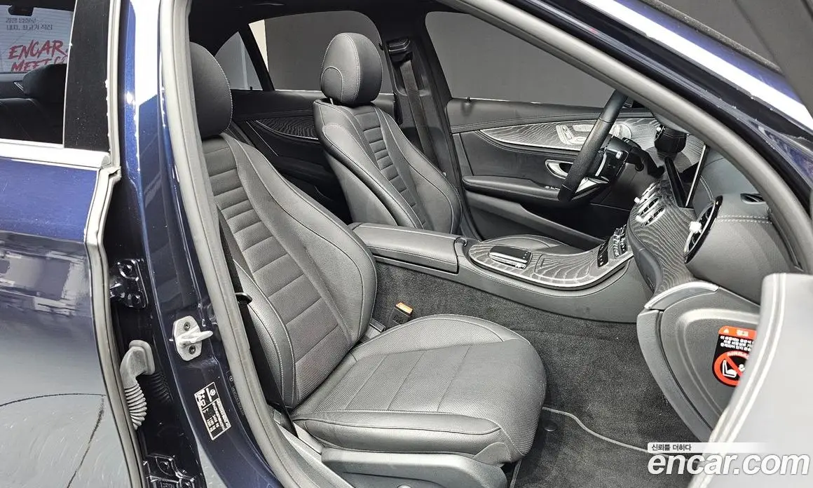 Mercedes-Benz E-Class 2022 2.0 автомат (гидро), фото 16 Mercedes-Benz E-Class 2022 2.0 автомат (гидро), фото 16
