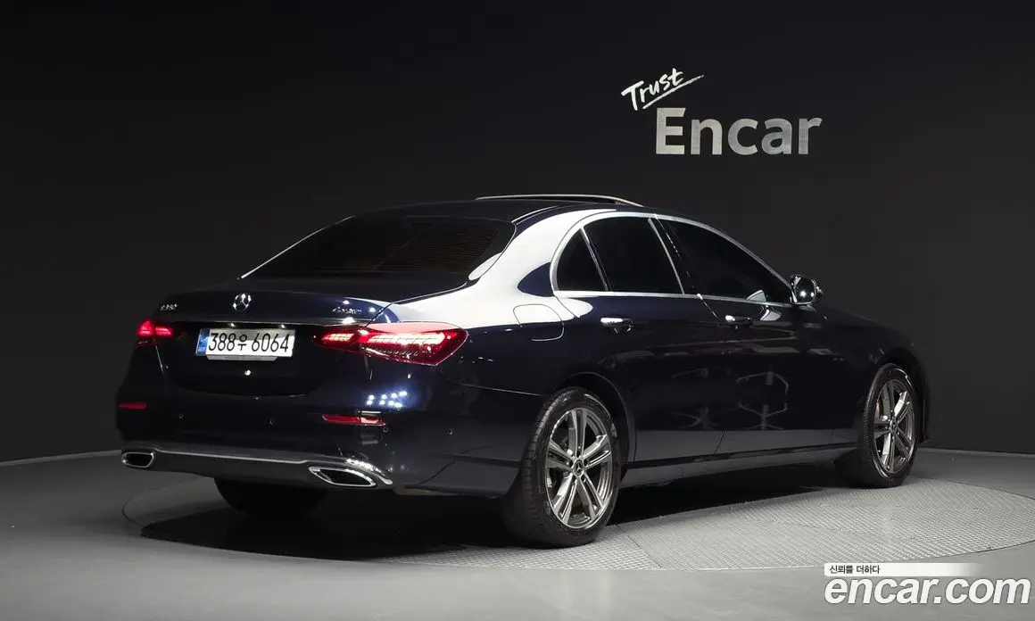 Mercedes-Benz E-Class 2022 2.0 автомат (гидро), фото 2 Mercedes-Benz E-Class 2022 2.0 автомат (гидро), фото 2