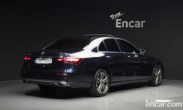 Mercedes-Benz E-Class 2022 2.0 автомат (гидро), миниатюра 2 Mercedes-Benz E-Class 2022 2.0 автомат (гидро), миниатюра 2