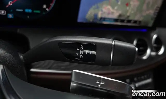 Mercedes-Benz E-Class 2022 2.0 автомат (гидро), миниатюра 12