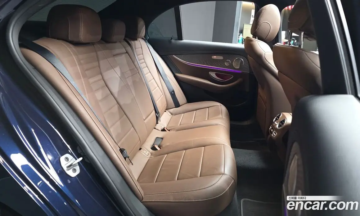 Mercedes-Benz E-Class 2022 2.0 автомат (гидро), фото 16 Mercedes-Benz E-Class 2022 2.0 автомат (гидро), фото 16