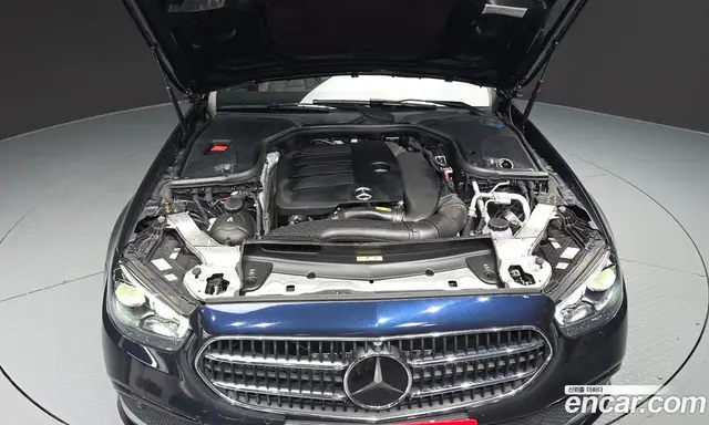 Mercedes-Benz E-Class 2022 2.0 автомат (гидро), миниатюра 6 Mercedes-Benz E-Class 2022 2.0 автомат (гидро), миниатюра 6