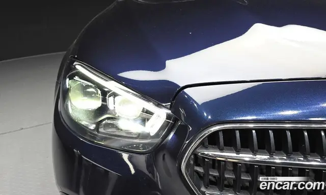 Mercedes-Benz E-Class 2022 2.0 автомат (гидро), миниатюра 8 Mercedes-Benz E-Class 2022 2.0 автомат (гидро), миниатюра 8
