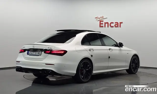 Mercedes-Benz E-Class 2023 3.0 автомат (гидро), миниатюра 1 Mercedes-Benz E-Class 2023 3.0 автомат (гидро), миниатюра 1