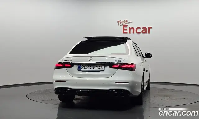 Mercedes-Benz E-Class 2023 3.0 автомат (гидро), миниатюра 3 Mercedes-Benz E-Class 2023 3.0 автомат (гидро), миниатюра 3
