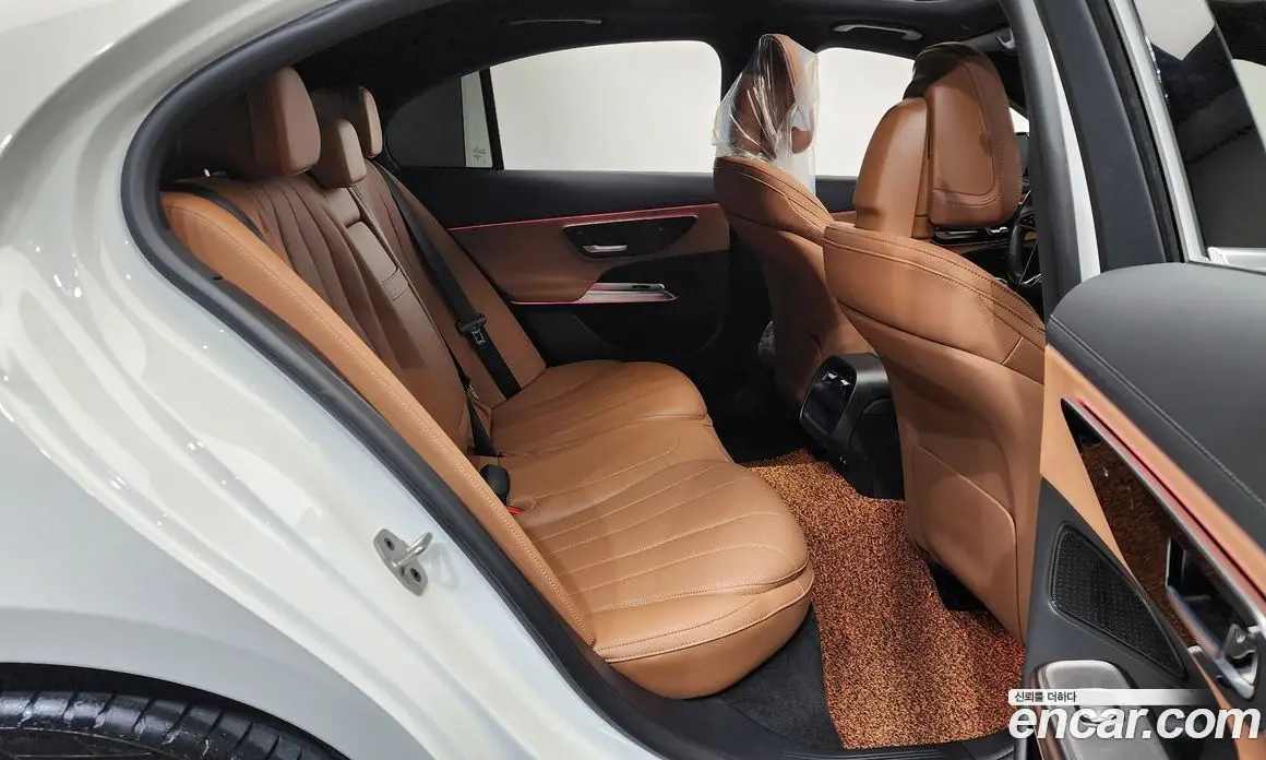 Mercedes-Benz E-Class 2024 2.0 автомат (гидро), фото 17