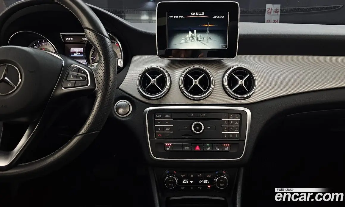 Mercedes-Benz GLA-Class 2017 2.1 автомат (гидро), фото 19