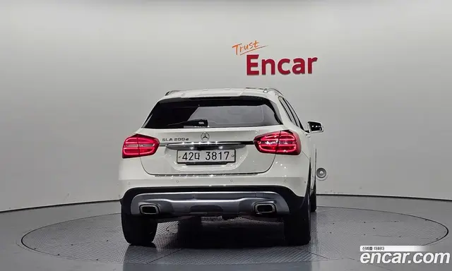 Mercedes-Benz GLA-Class 2017 2.1 автомат (гидро), миниатюра 3