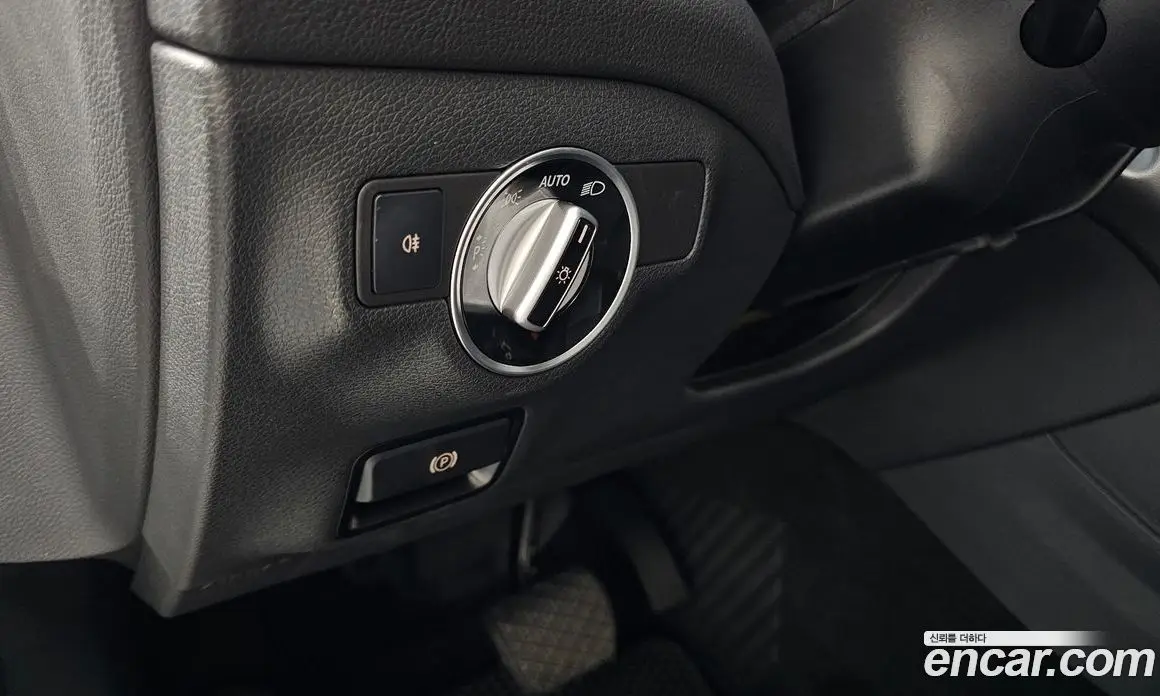 Mercedes-Benz GLA-Class 2017 2.1 автомат (гидро), фото 21