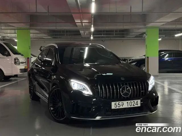 Mercedes-Benz GLA-Class 2018 2.0 автомат (гидро), миниатюра 1