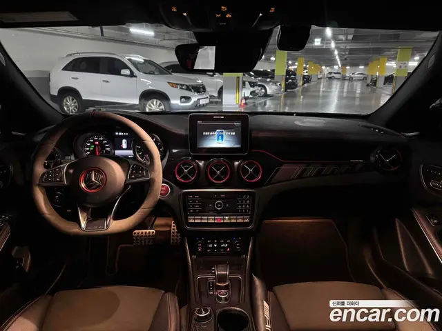 Mercedes-Benz GLA-Class 2018 2.0 автомат (гидро), миниатюра 8
