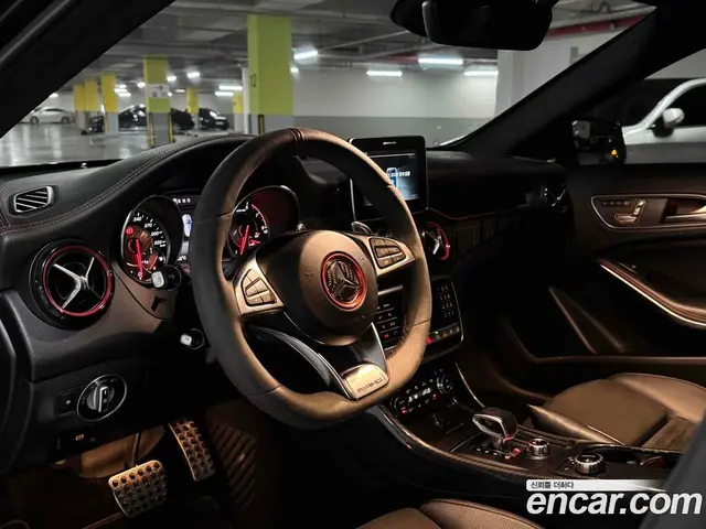 Mercedes-Benz GLA-Class 2018 2.0 автомат (гидро), миниатюра 9
