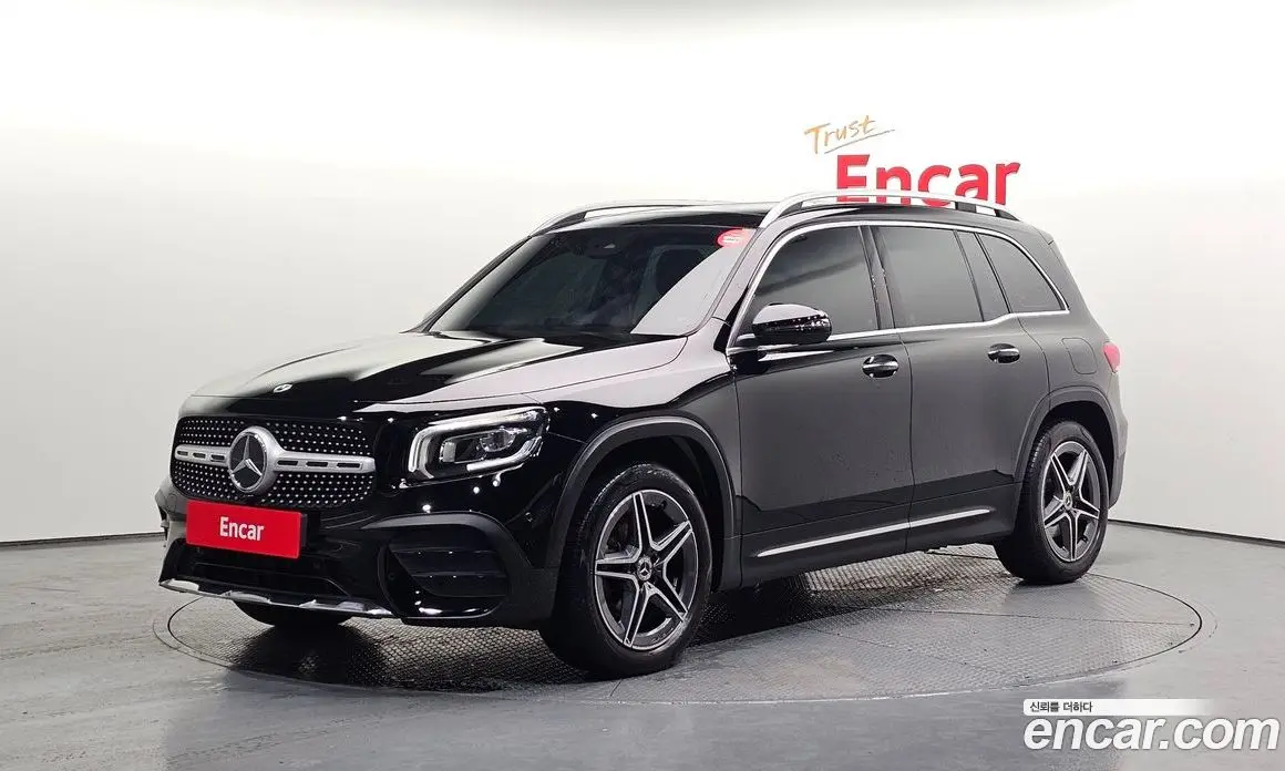 Mercedes-Benz GLB-Class 2021 2.0 автомат (гидро), фото 1 Mercedes-Benz GLB-Class 2021 2.0 автомат (гидро), фото 1