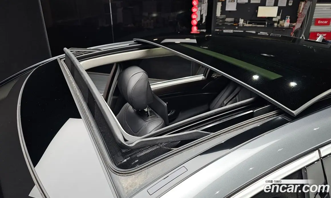 Mercedes-Benz S-Class 2018 4.7 автомат (гидро), фото 25 Mercedes-Benz S-Class 2018 4.7 автомат (гидро), фото 25
