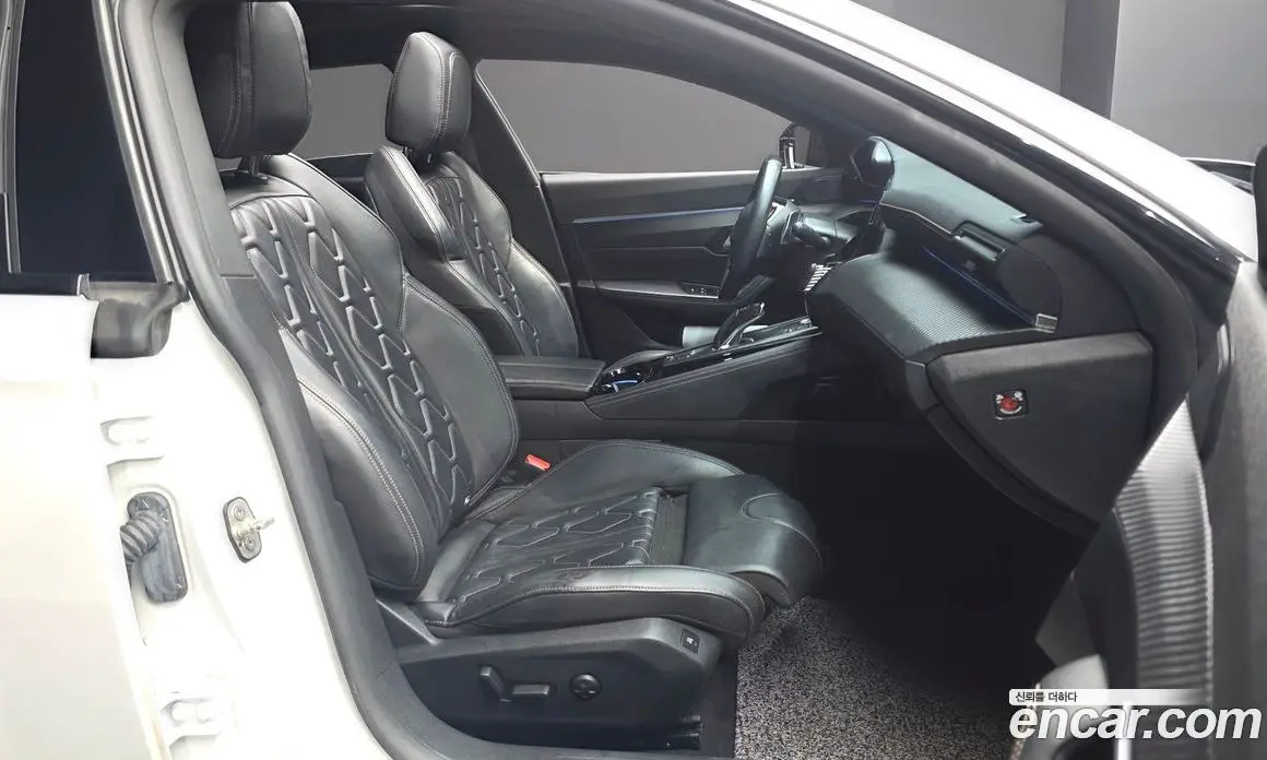 Peugeot 508 2020 2.0 автомат (гидро), фото 16 Peugeot 508 2020 2.0 автомат (гидро), фото 16