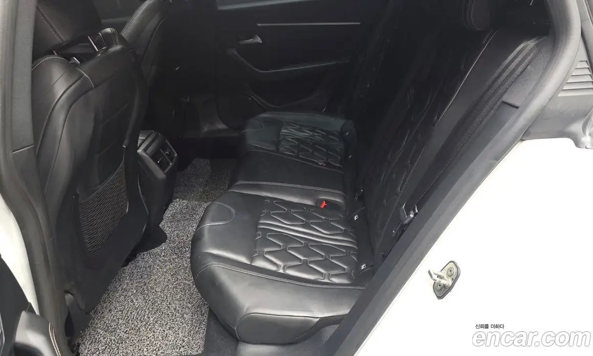 Peugeot 508 2020 2.0 автомат (гидро), фото 18 Peugeot 508 2020 2.0 автомат (гидро), фото 18