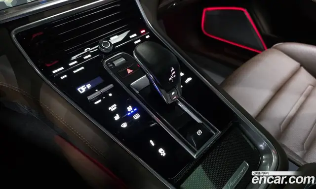 Porsche Panamera 2018 2.9 автомат (гидро), миниатюра 12