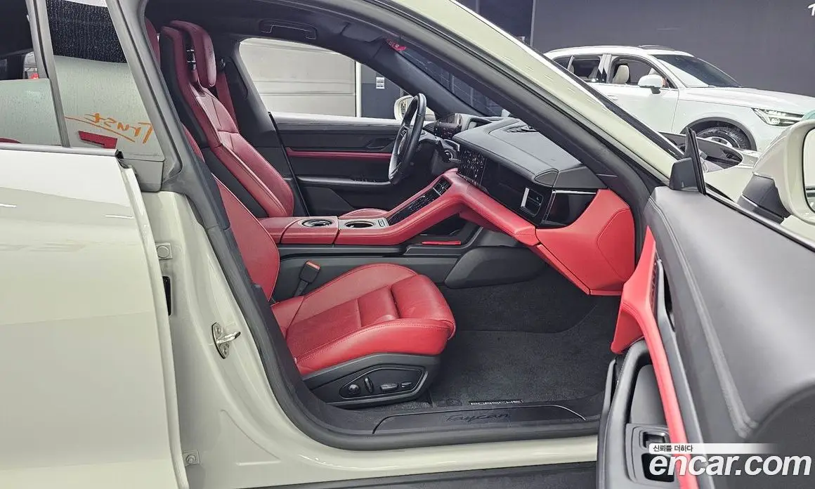 Porsche Taycan 2023 0.1 автомат (гидро), фото 17 Porsche Taycan 2023 0.1 автомат (гидро), фото 17