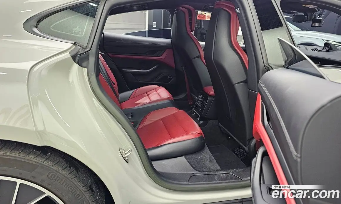 Porsche Taycan 2023 0.1 автомат (гидро), фото 18 Porsche Taycan 2023 0.1 автомат (гидро), фото 18
