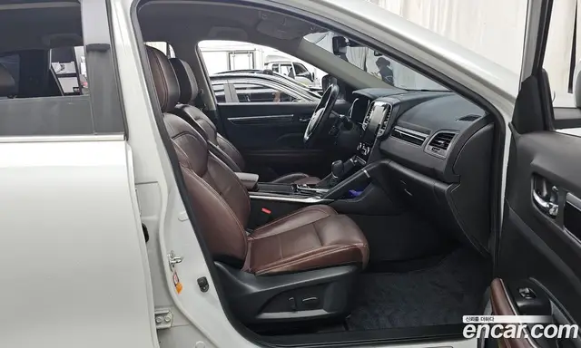 Renault (Samsung) QM6 2016 2.0 автомат (гидро), миниатюра 11 Renault (Samsung) QM6 2016 2.0 автомат (гидро), миниатюра 11