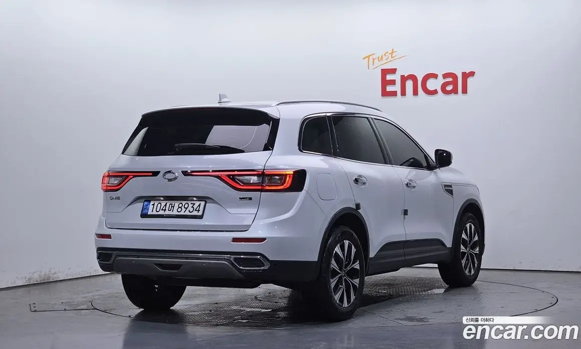 Renault (Samsung) QM6 2022 2.0 автомат (гидро), фото 2 Renault (Samsung) QM6 2022 2.0 автомат (гидро), фото 2