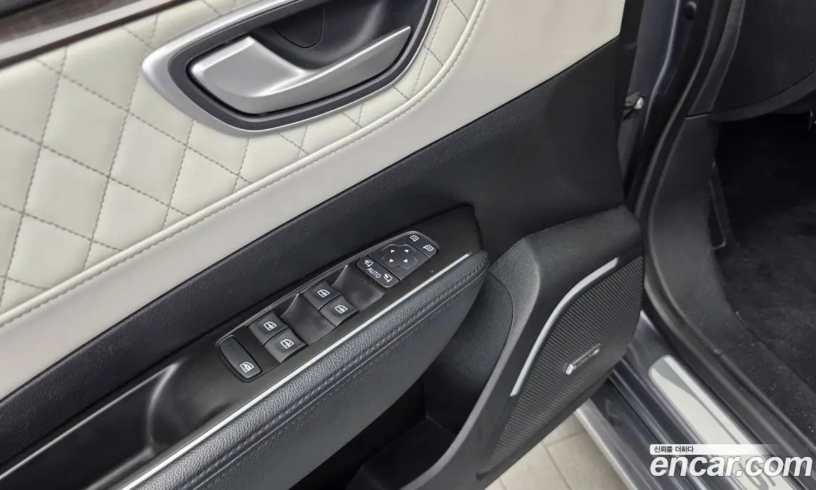 Renault (Samsung) SM6 2016 1.6 автомат (гидро), фото 27 Renault (Samsung) SM6 2016 1.6 автомат (гидро), фото 27